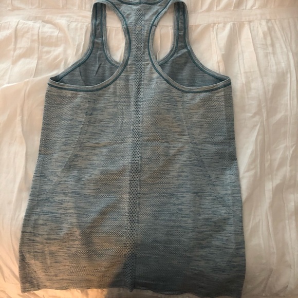 Lululemon swiftly tank - Picture 2 of 4